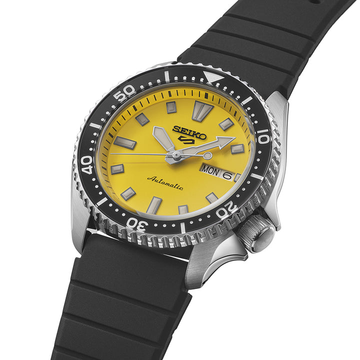 Seiko 5 Sports SKX Series in Ki-iro Yellow