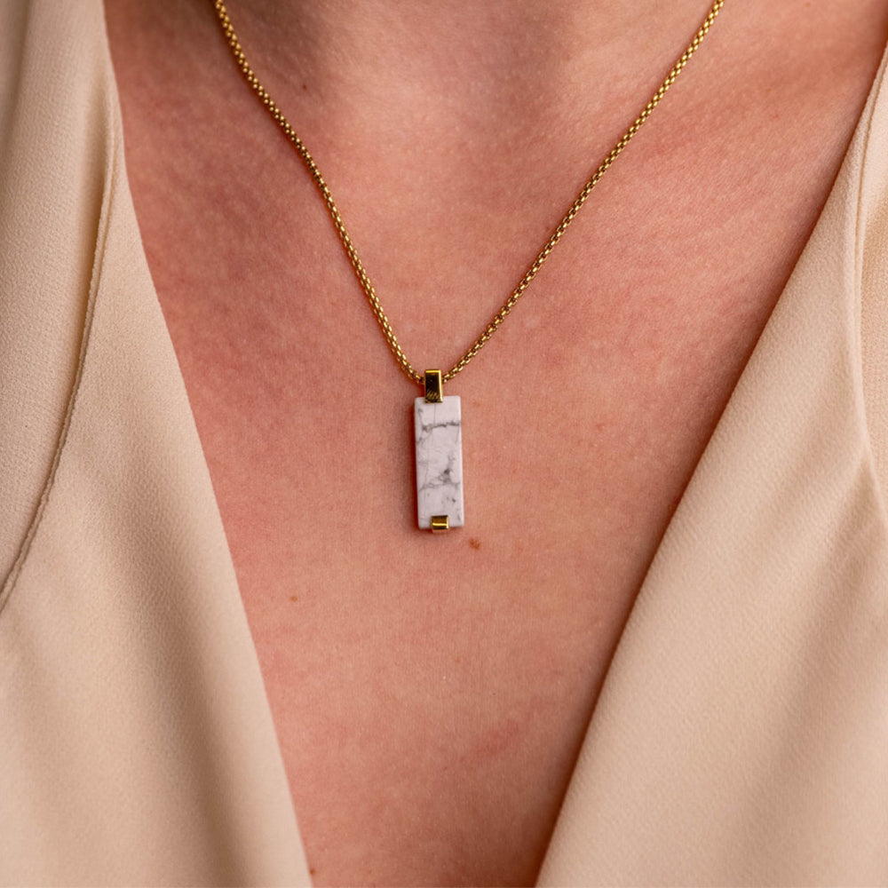 Woodwatch Women's Necklace in White Marble Bar Pendant and Gold