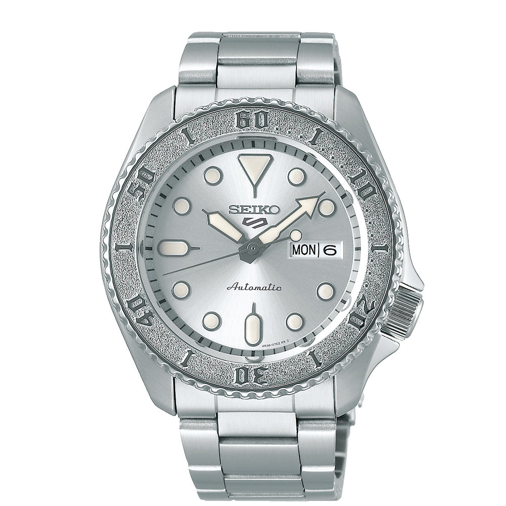 Seiko Men's New5Sports Sport Automatic Watch