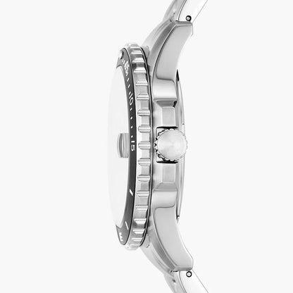 ساعة Fossil Blue للغوص بثلاثة عقارب وتاريخ من الفولاذ المقاوم للصدأ
