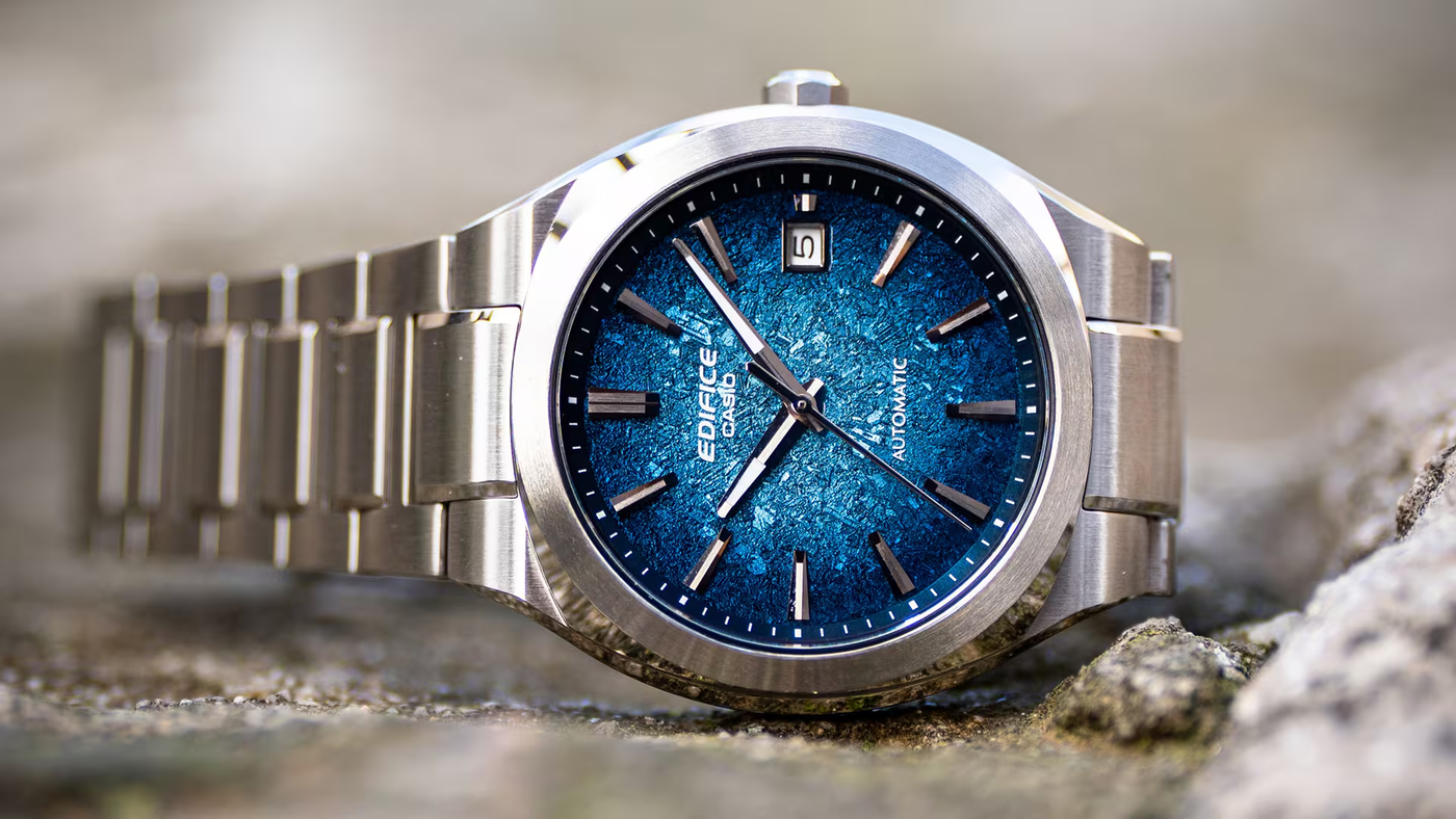 Casio EFK-200D-2A dial design