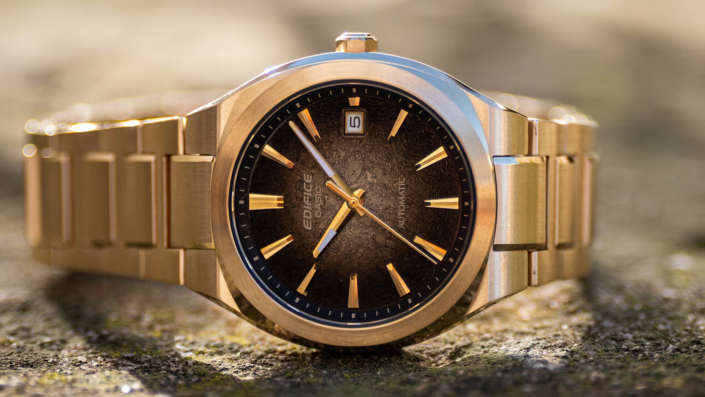 Casio EFK-200DG-5A dial design