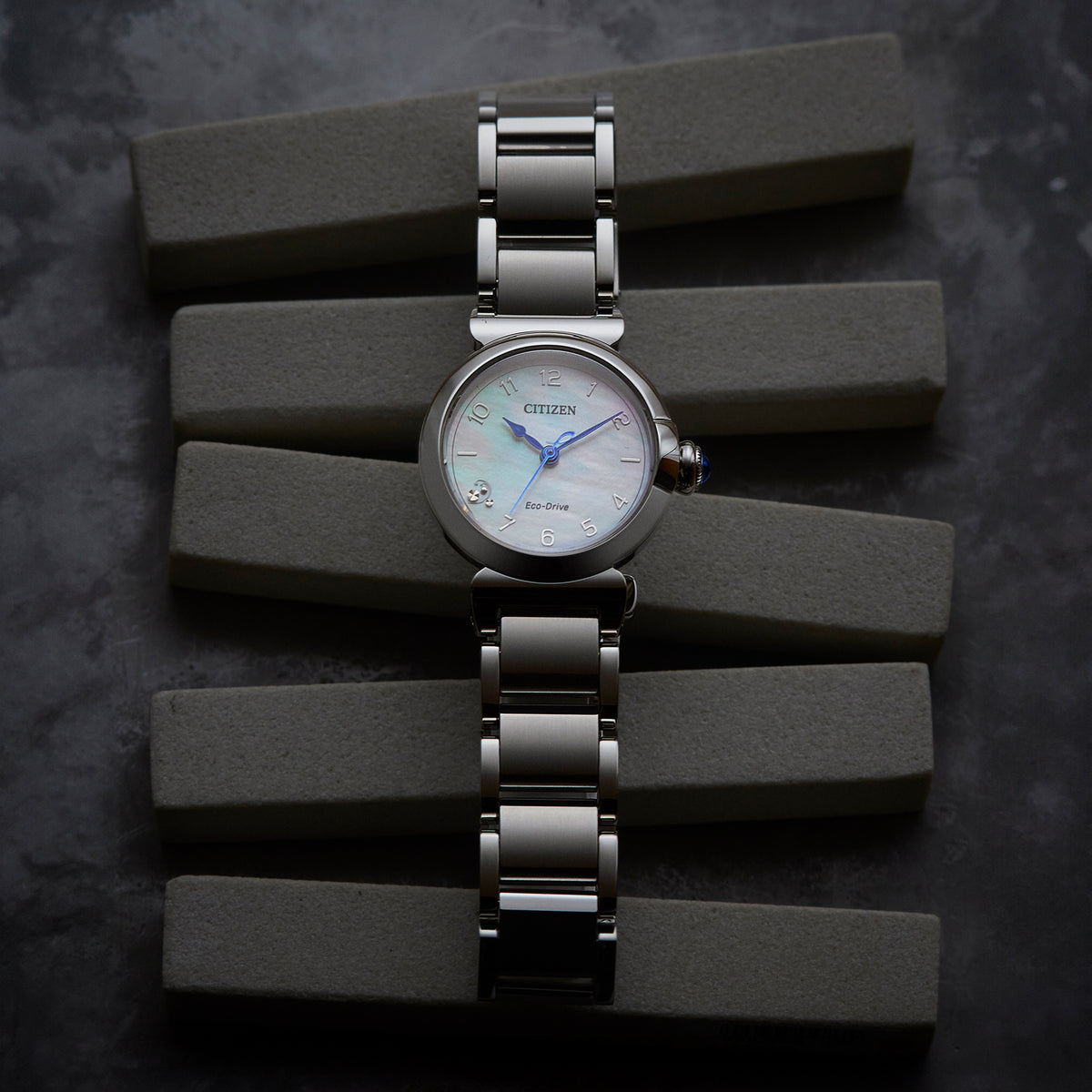 Citizen Ladies Eco-Drive L May bells Mini Watch