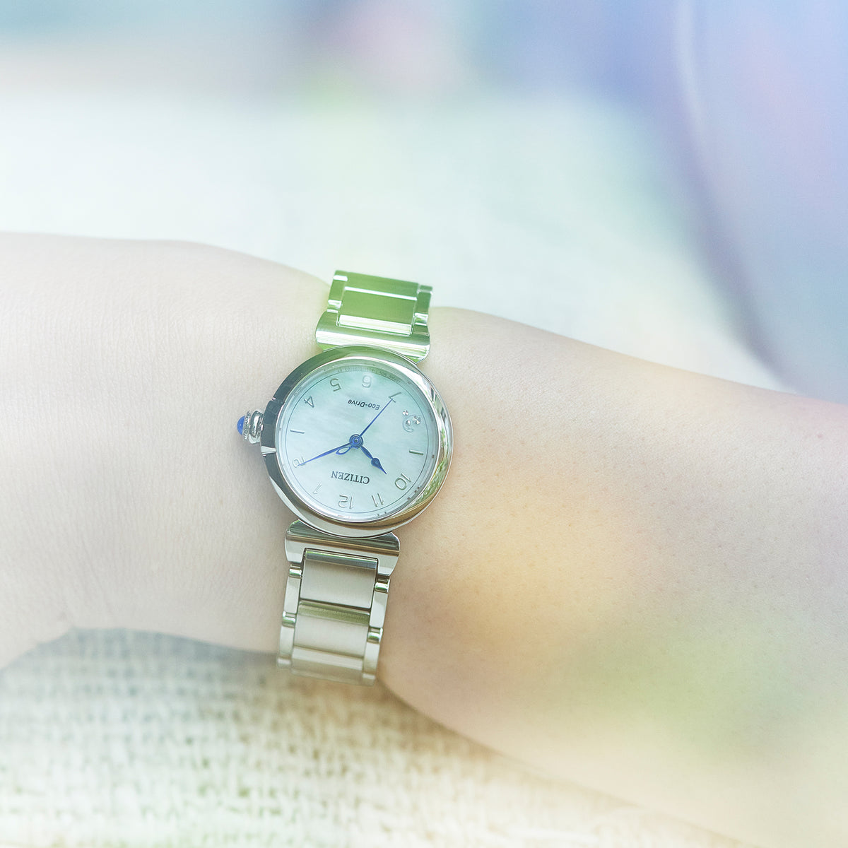 Citizen Ladies Eco-Drive L May bells Mini Watch