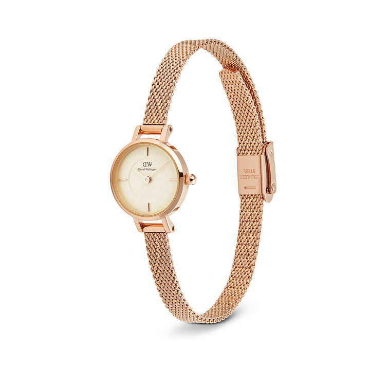 Daniel Wellington Women's Watch Champagne Dial Rose Gold Tone Case Quartz