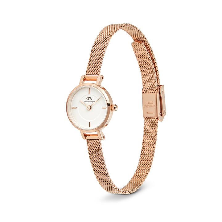 Daniel Wellington Women's Watch White Dial Rose Gold Tone Case Quartz