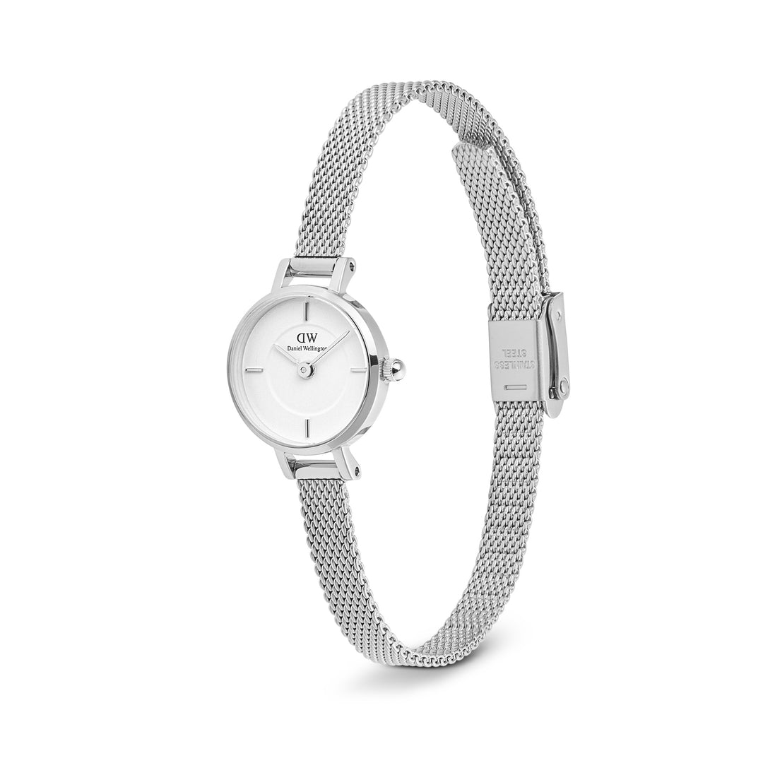 Daniel Wellington Women's Watch White Dial Silver Tone Case Quartz