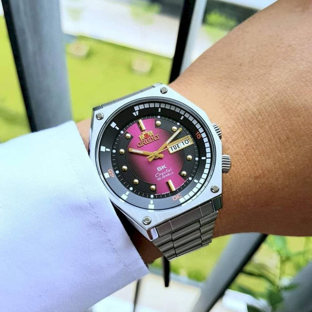 Orient Men's Automatic Neo 70's Revival Watch
