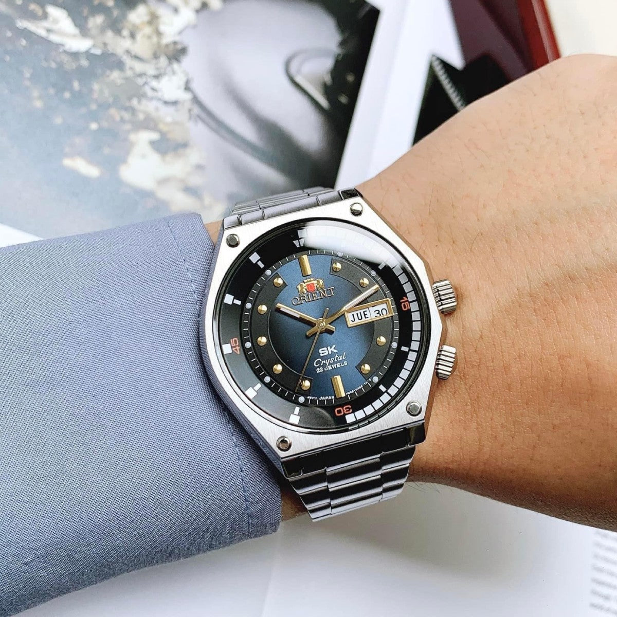 Orient Men's Automatic Neo 70's Revival Watch