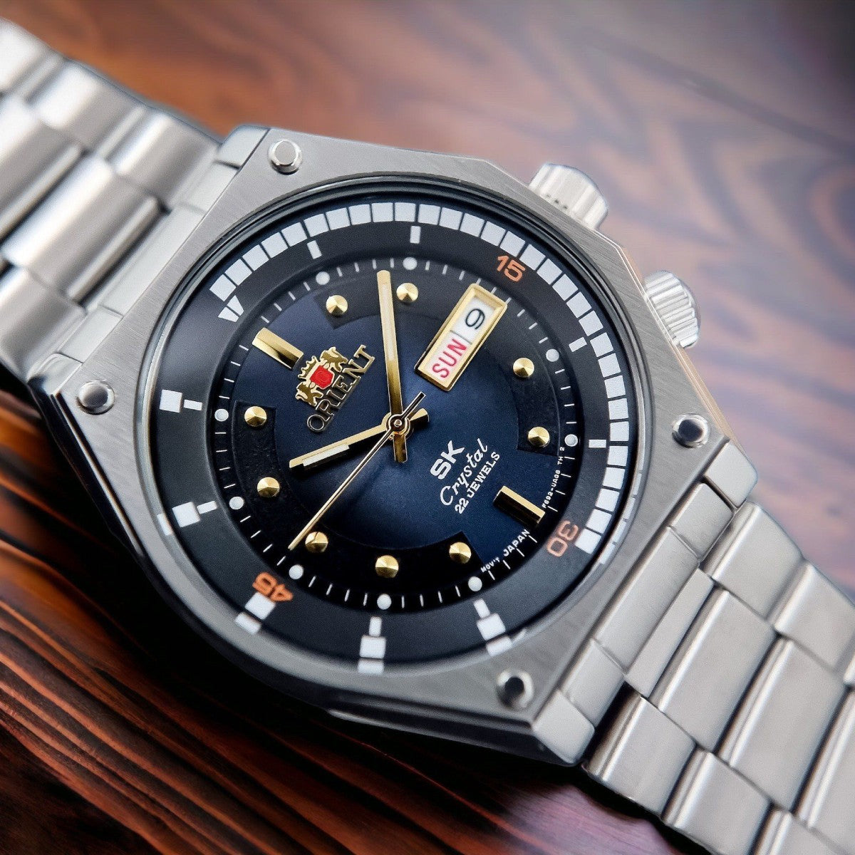 Orient Men's Automatic Neo 70's Revival Watch