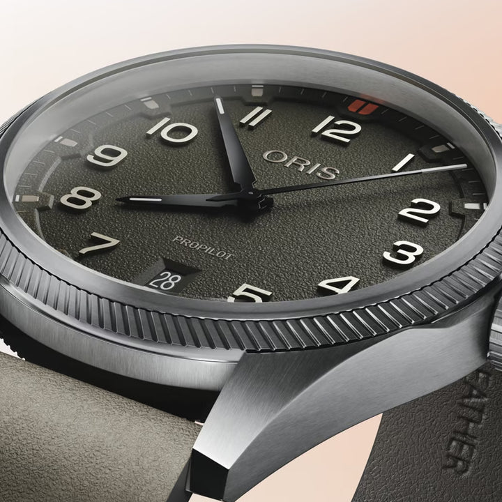 Oris Men's Pro Pilot Silver Tone Case  Green Dial Automatic Watch