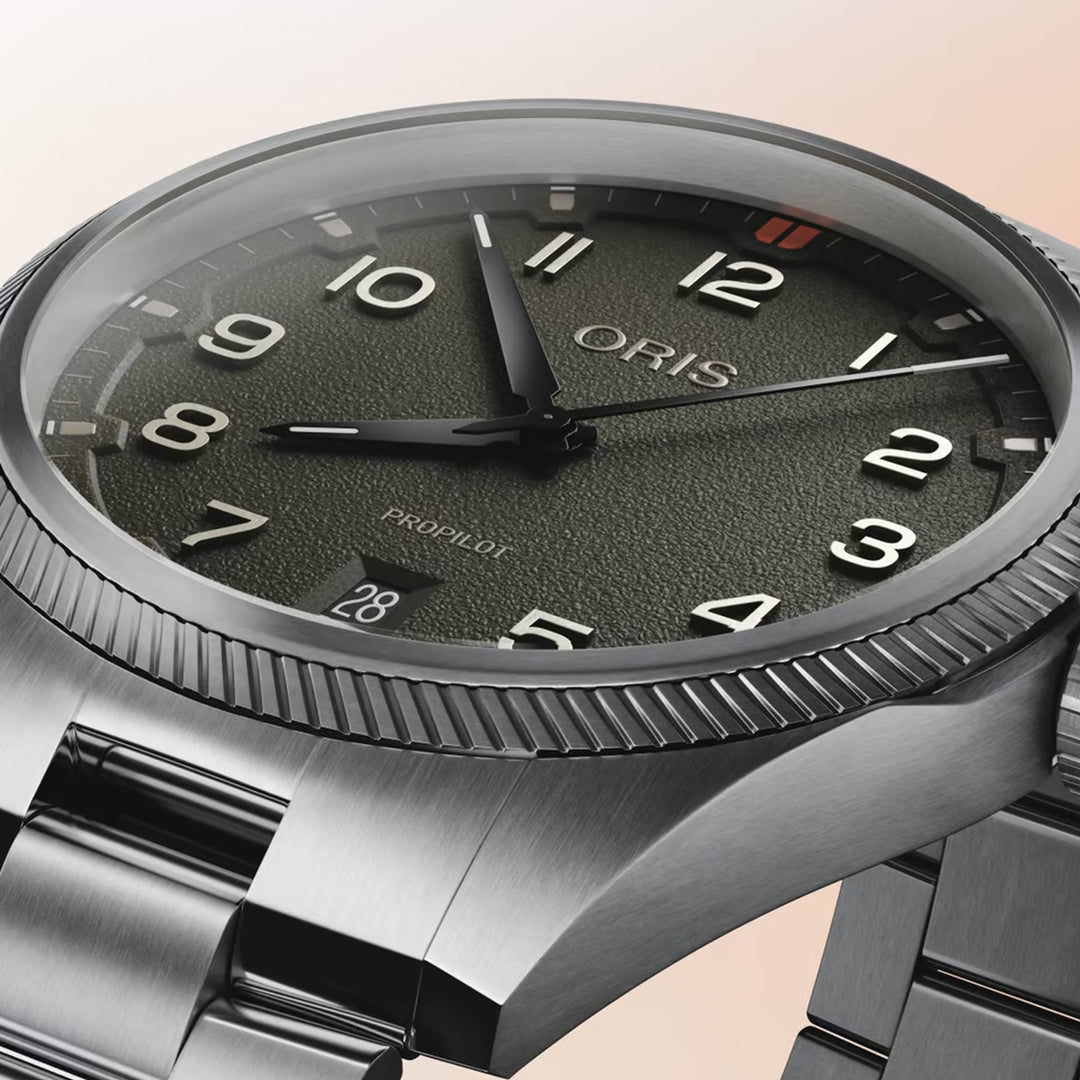 Oris Men's Pro Pilot Silver Tone Case  Green Dial Automatic Watch