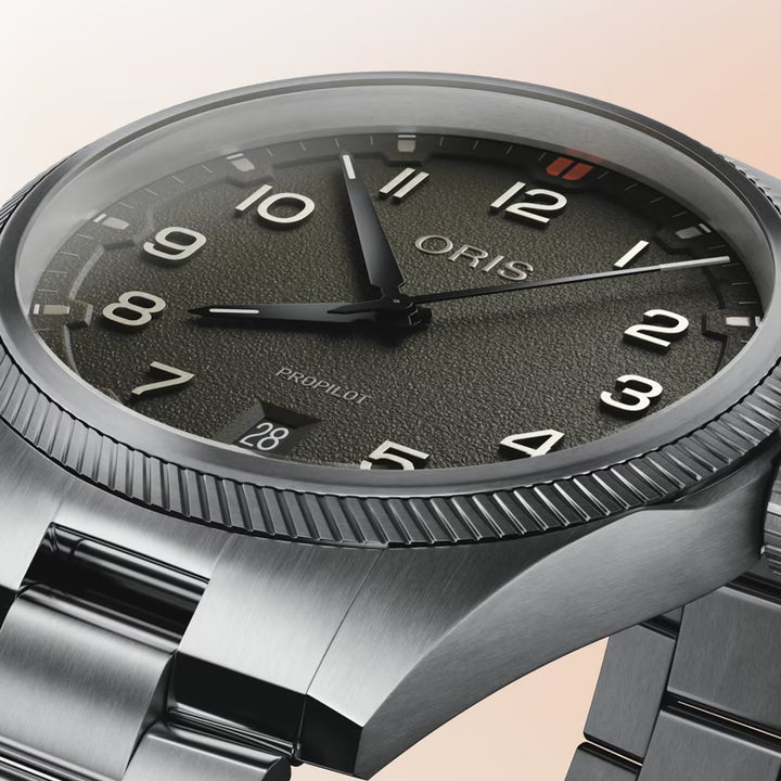 Oris Men's Pro Pilot Silver Tone Case  Green Dial Automatic Watch