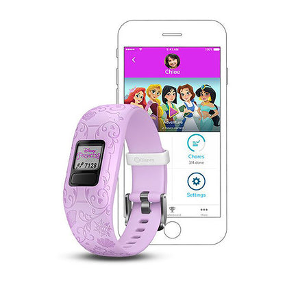 ساعة Garmin Vivofit Jr. 2 بحزام سيليكون يحمل أيقونات شخصيات أميرات ديزني وشاشة ملونة بالكامل
