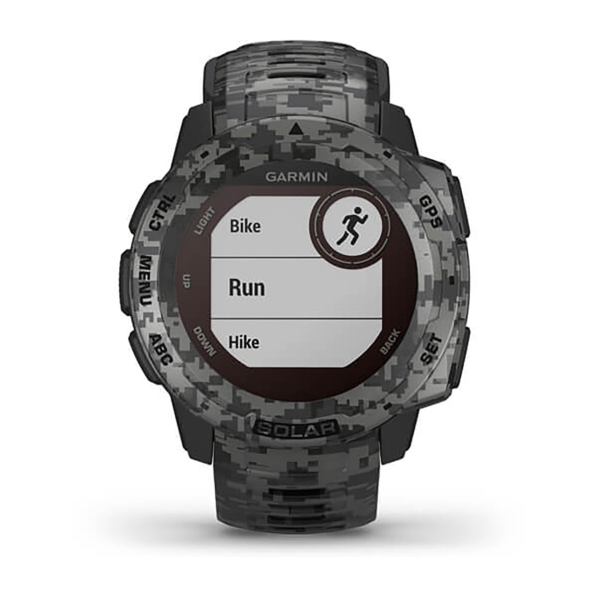 ساعة Garmin Instinct Solar ذات الإصدار المموه (Camo Edition)، مزودة بحزام سيليكون رمادي مموه وشاشة ملونة بالكامل.