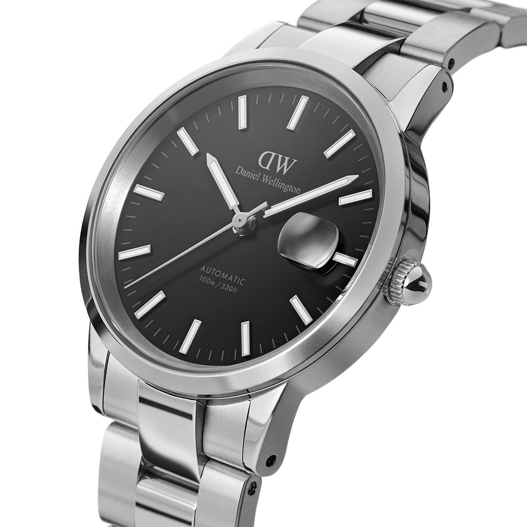 Daniel Wellington Men's Watch Silver Tone Case Automatic