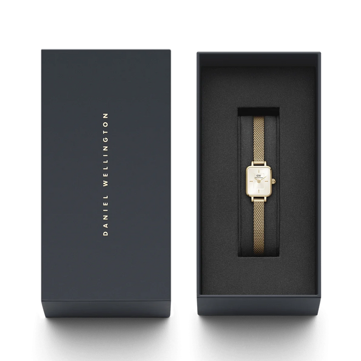 Daniel Wellington Ladies Watch Gold Tone Case Quartz