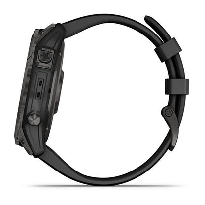 ساعة Garmin Fenix 7X Sapphire بإطار تيتانيوم رمادي كربوني وسوار سيليكون مع شاشة ملونة بالكامل