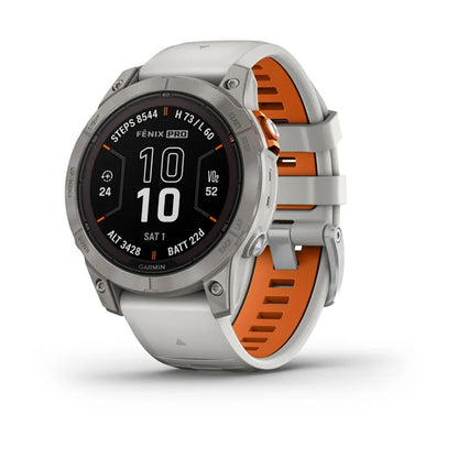 ساعة Garmin Fenix 7 Pro Sapphire Solar Edition من التيتانيوم باللون الرمادي الضبابي/البرتقالي الجمر بملء الشاشة