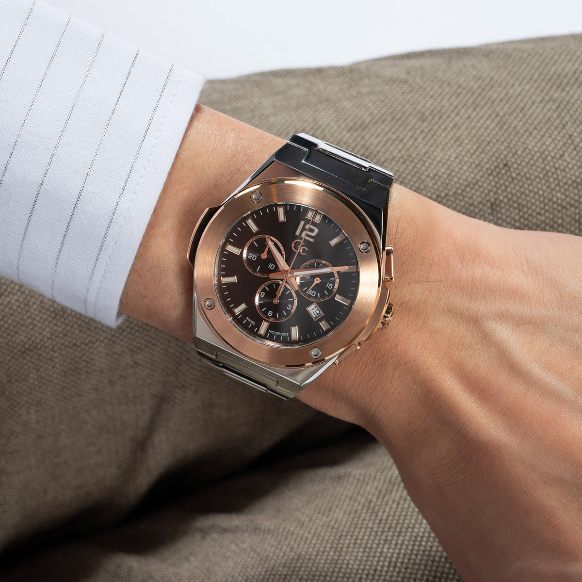 Gc Men's Watch Silver & Rose Gold Tone Case Quartz